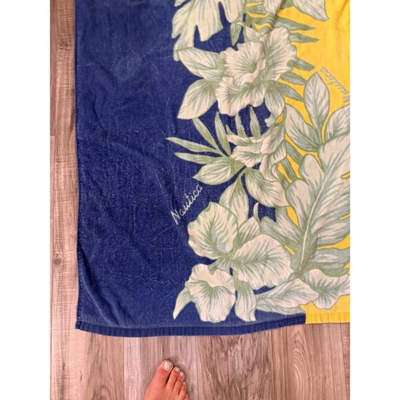 VTG 90s Nautica Tropical Floral Beach Towel " Cotton Poolside Preppy resort read - Picture 9 of 11